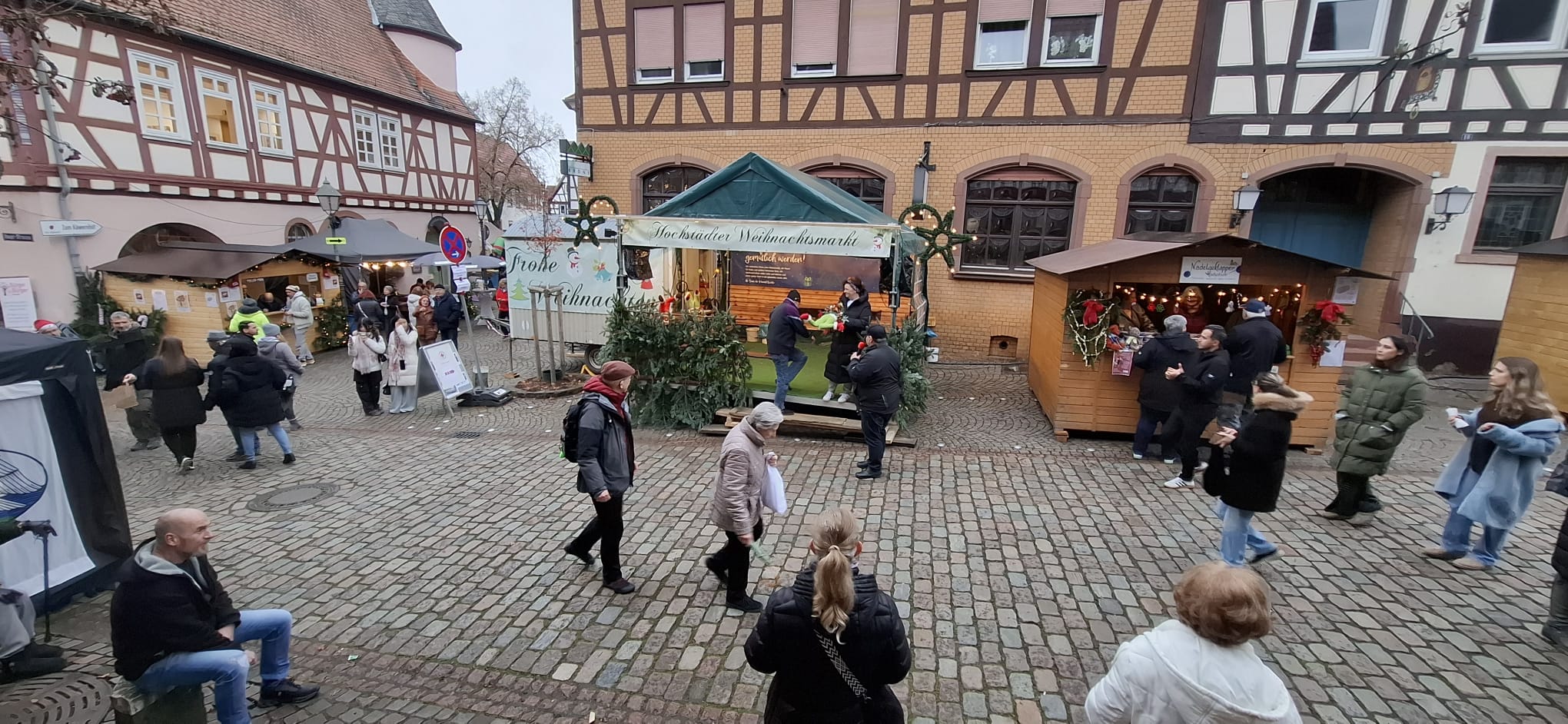 Weihnachtsmarkt-Hochstadt-07